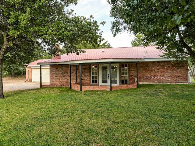 House for sale in Fort Cobb, Caddo County