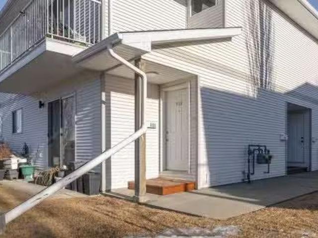 Condo for sale in Camrose, Alberta