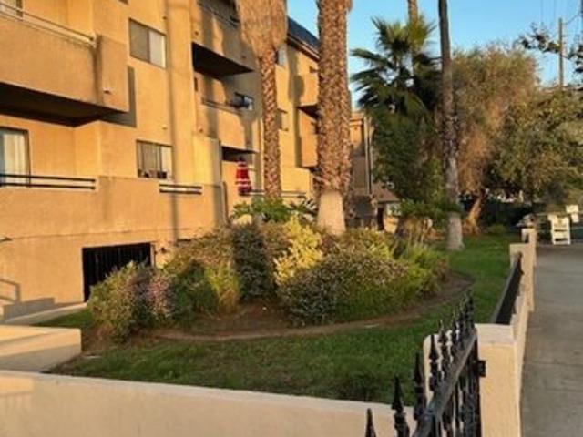 Condo for sale in San Fernando, California