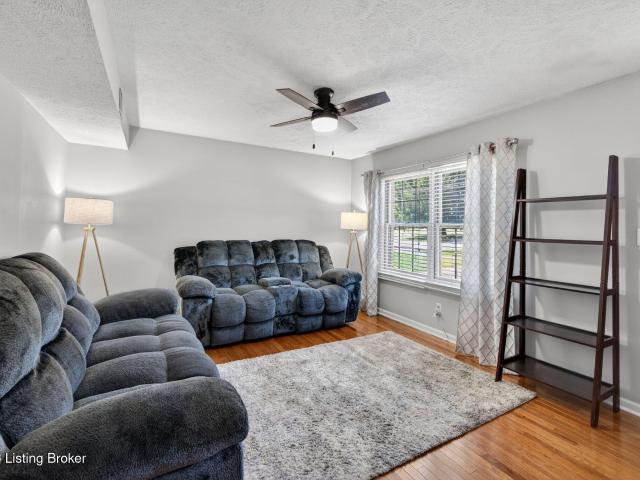 House for sale in Jeffersontown, Kentucky