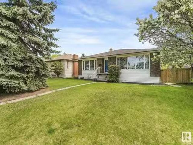 House for sale in Wedgewood, Alberta
