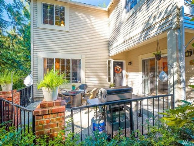 Townhouse for sale in Redmond, Washington
