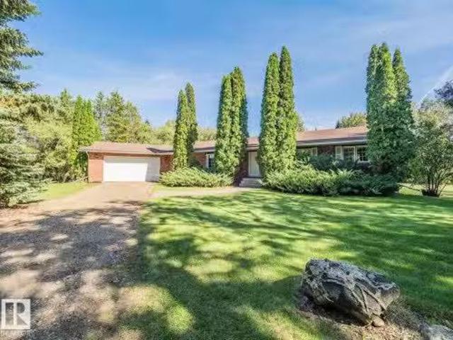 House for sale in Alberta