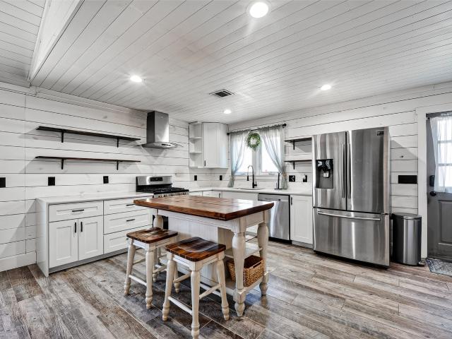 House for sale in Kemah, Galveston County