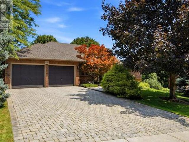 House for sale in Burlington, Ontario