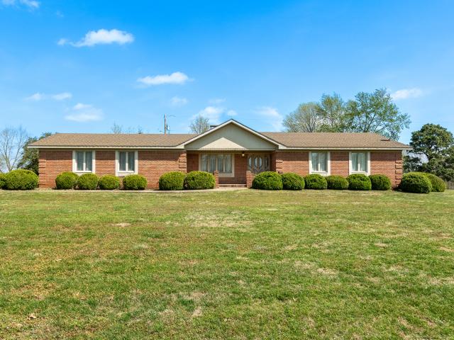 House for sale in Grantsburg, Illinois