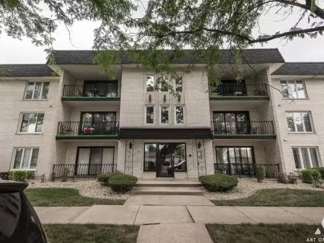 House for rent in Oak Lawn
