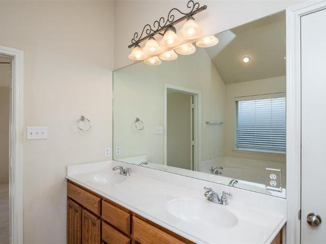 House for sale in Benbrook, Texas
