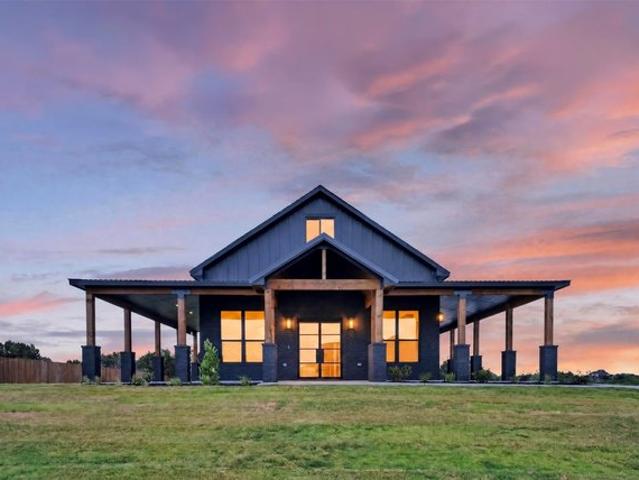 House for sale in Nemo, Somervell County