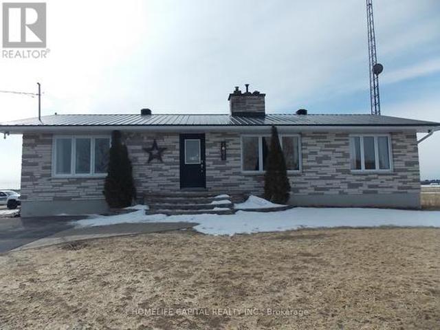 House for sale in Alfred And Plantagenet, Ontario