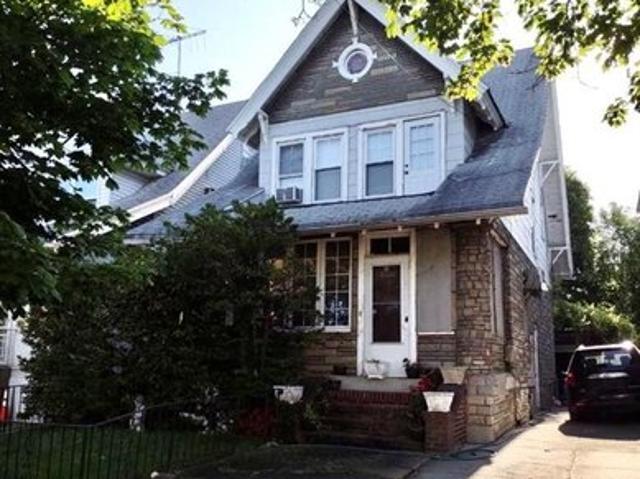House for sale in Arverne, New York