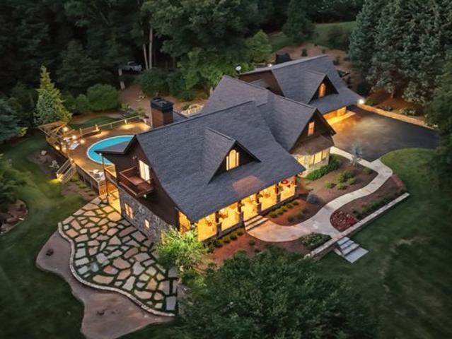 House for sale in Clarkesville, Georgia