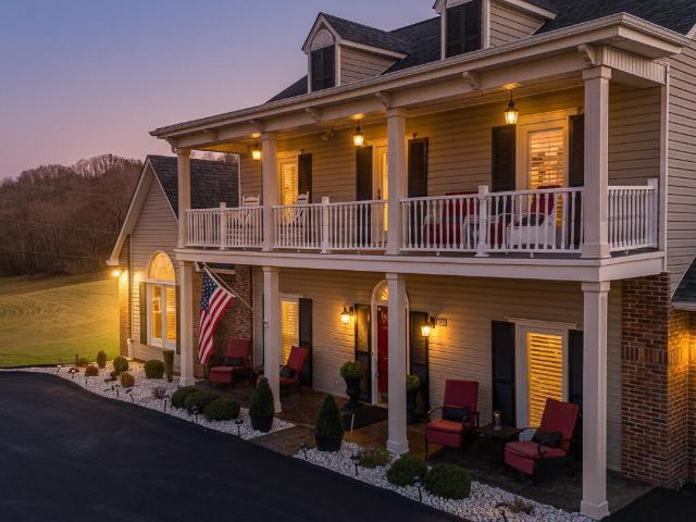 House for sale in Gate City, Scott County