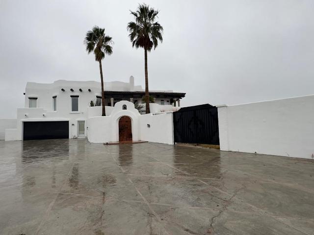 House for sale in Nogales, Arizona