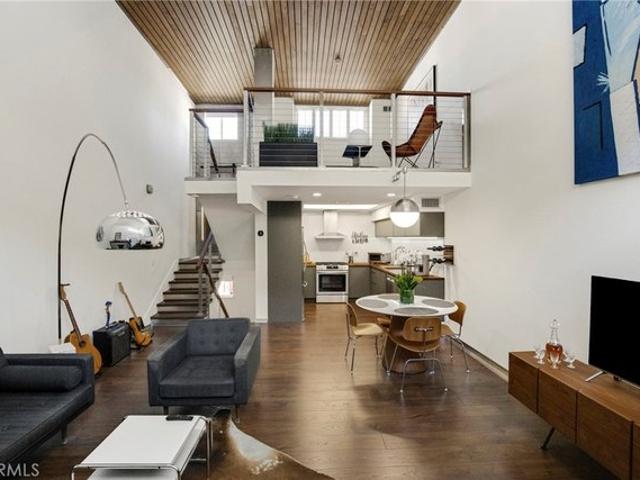 Condo for sale in Studio City Neighborhood Council District, Canoga Park