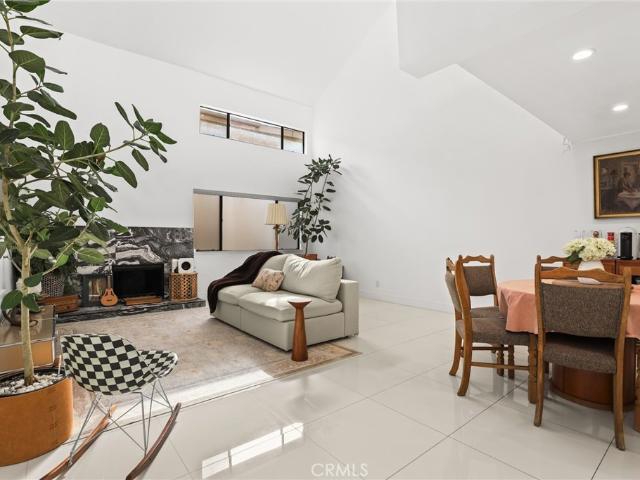 Condo for sale in Studio City Neighborhood Council District, Canoga Park
