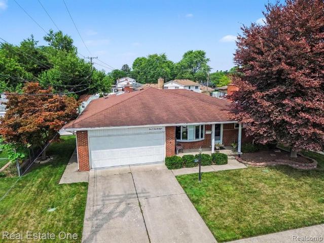 House for sale in Allen Park, Michigan