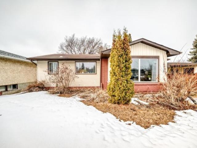 House for sale in Wedgewood, Alberta