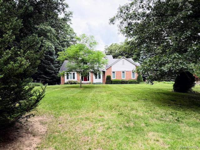 House for sale in Hamburg, Michigan
