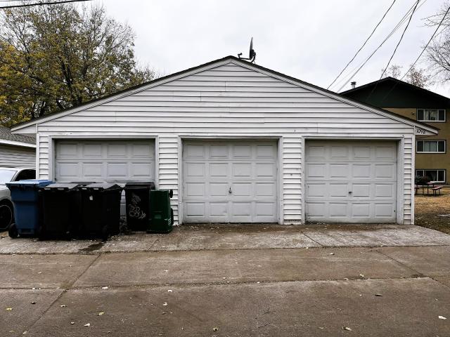 House for sale in Hennepin, Minnesota