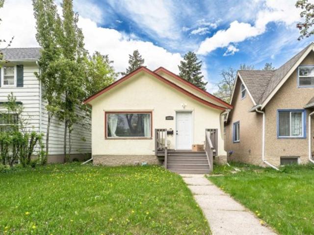 House for sale in Garneau, Edmonton