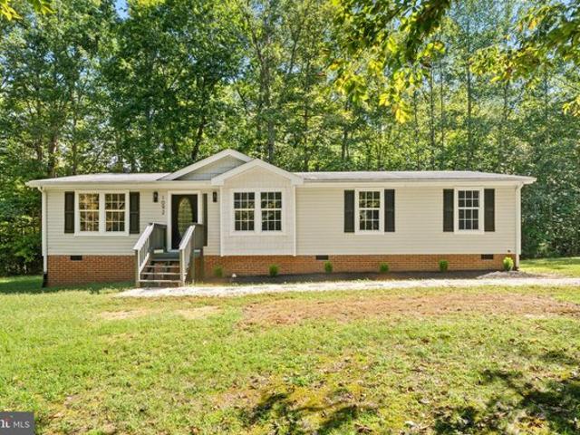 House for sale in Louisa, Louisa County