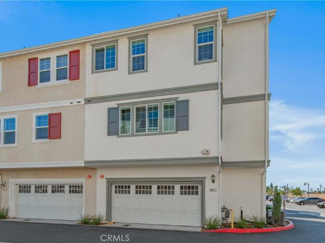 Townhouse for sale in Anaheim, California