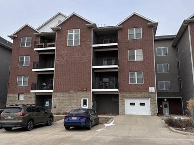 Condo for sale in Riverside, Iowa