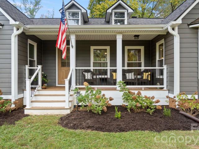 House for sale in Huntersville, Mecklenburg County