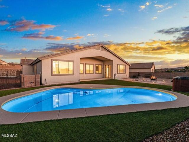 House for sale in Vail, Arizona