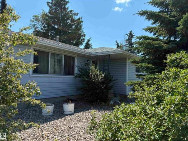 House for sale in Wedgewood, Alberta