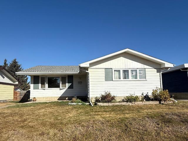 Apartment for rent in Wedgewood, Alberta