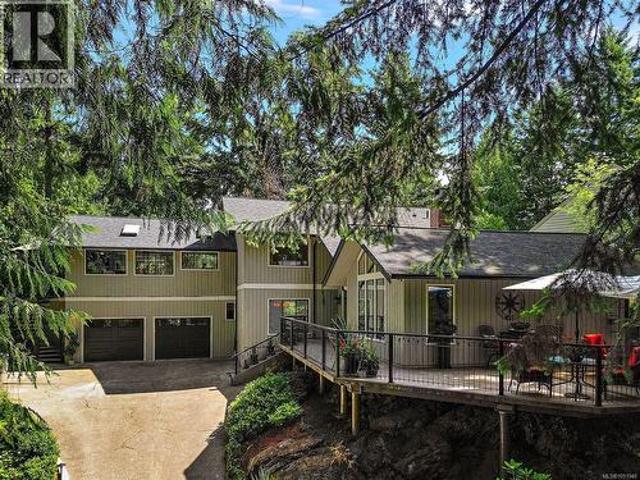House for sale in North Saanich, Capital Regional District
