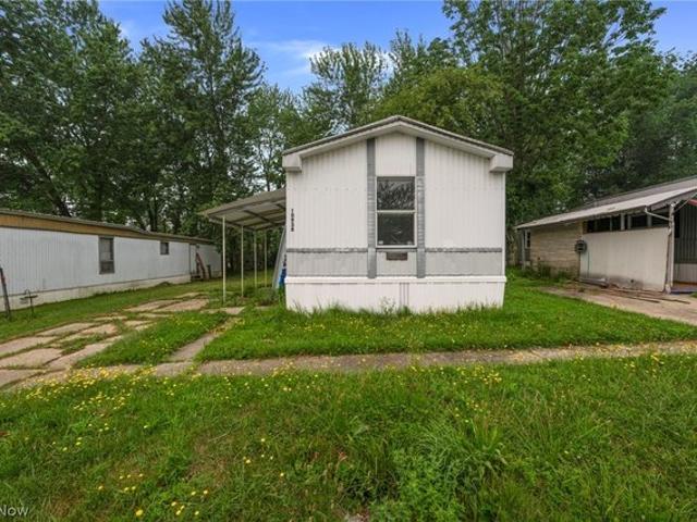 House for sale in Chardon, Geauga County