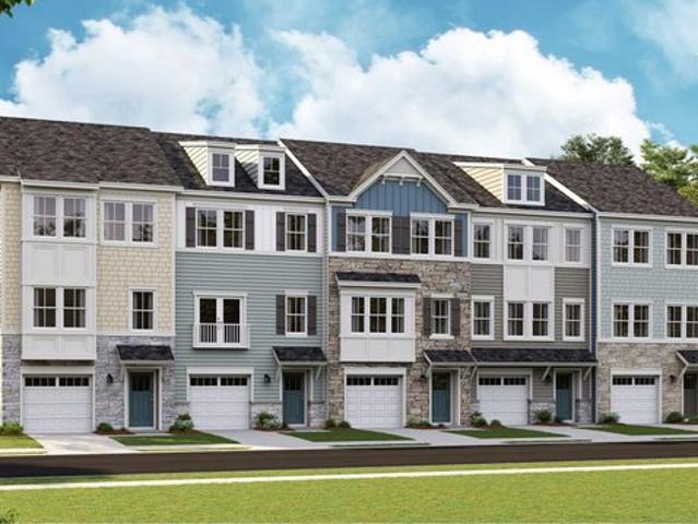 Condo for rent in White Plains, Charles County