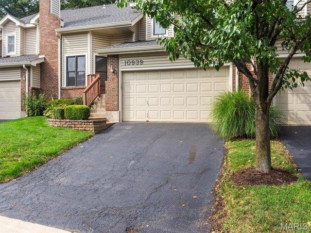 House for sale in Creve Coeur, Missouri