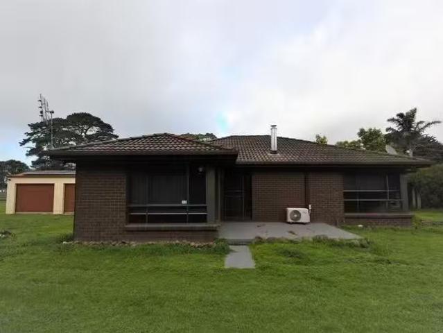 House for rent in Portland, Victoria