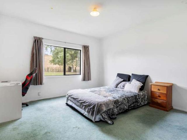 Property for sale in Wellsford