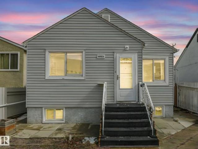 House for sale in Wedgewood, Alberta