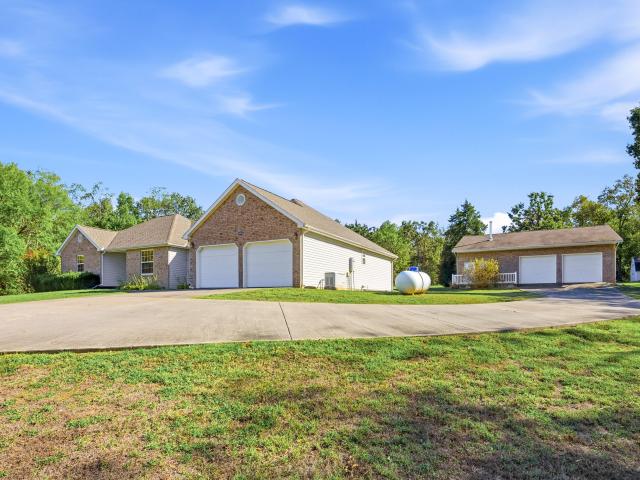 House for sale in Neosho, Newton County