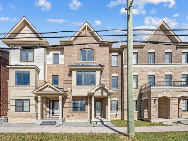 Townhouse for sale in Woburn, Ontario