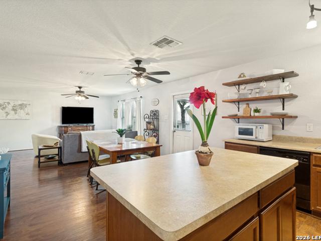 House for sale in Leesville, Texas