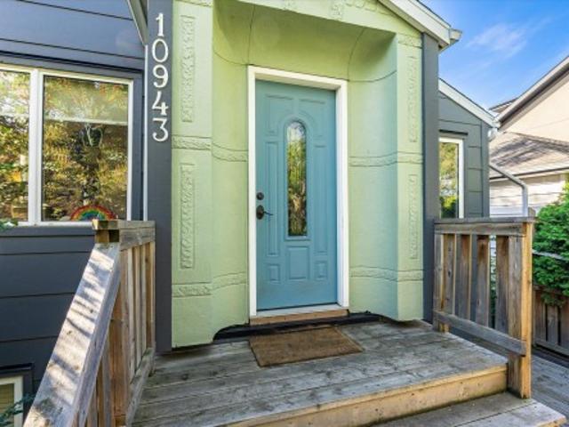 House for sale in Wedgewood, Alberta