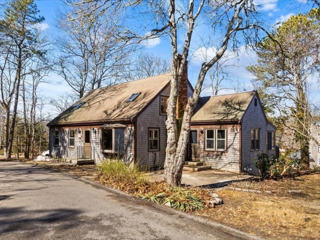 Property for sale in Cataumet, Massachusetts