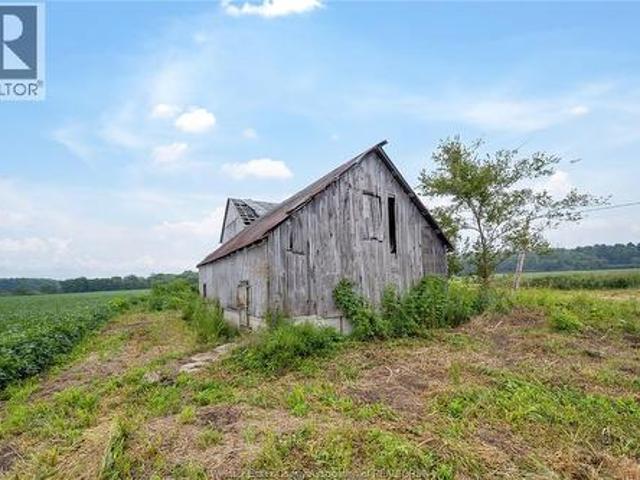 Farm for sale in Dawn-euphemia, Ontario