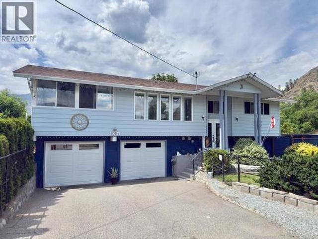 House for sale in Oliver, British Columbia