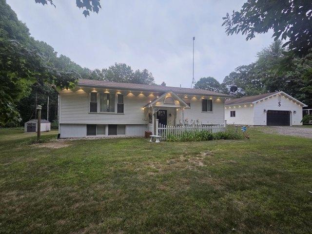 House for sale in Vestaburg, Michigan