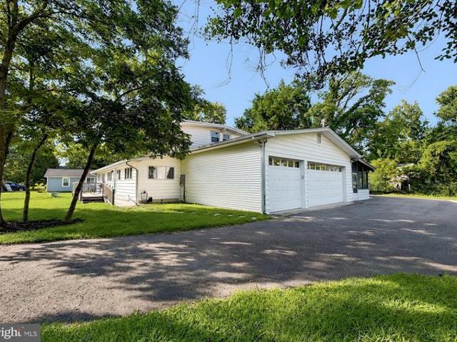 House for sale in Lusby, Maryland