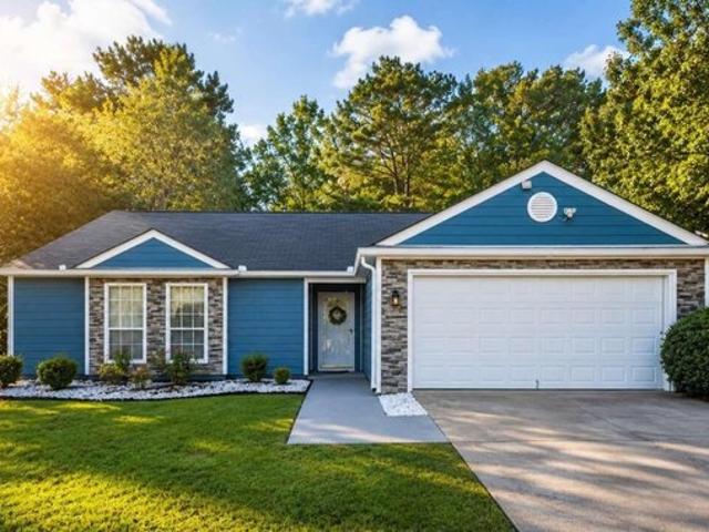 House for sale in Hampton, Georgia