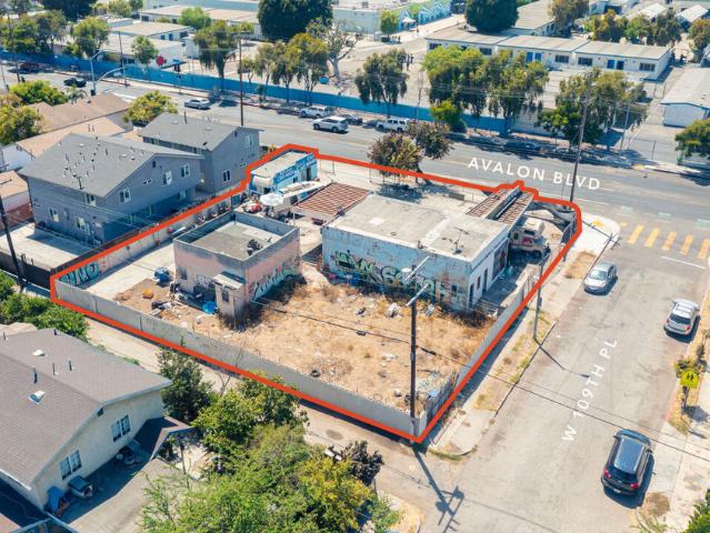 Commercial for sale in Canoga Park, California